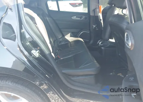 2018 Alfa Romeo Giulia Ti Rwd z USA, uszkodzony, nr VIN ZARFAECN3J7577583